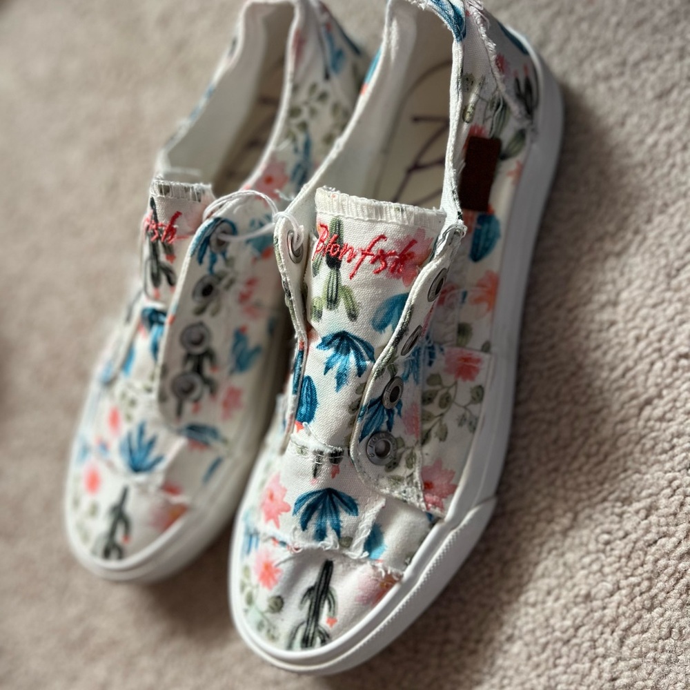 Blowfish Slip-on Sneakers - White and Blue - Picture 2 of 4